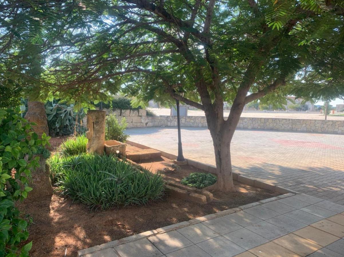 Villa Lembos Hotel Karpaz Rizokarpaso Luaran gambar